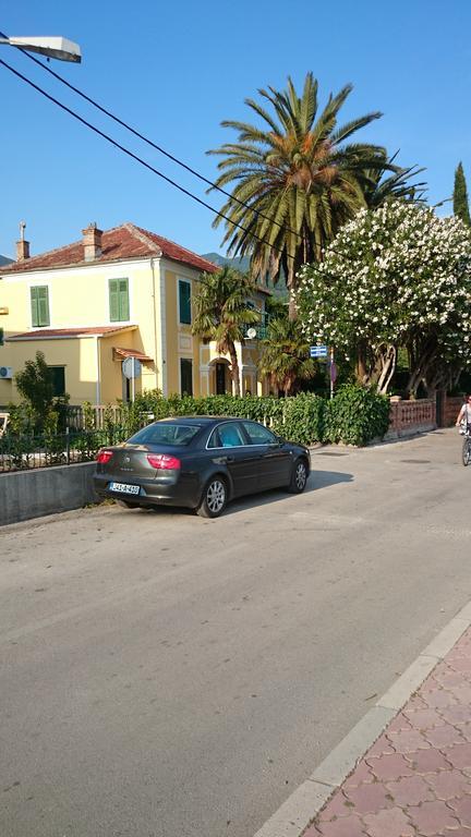 Hotel House Grabic à Tivat Extérieur photo